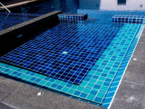 Professional pool cleaning in Brea backyard service